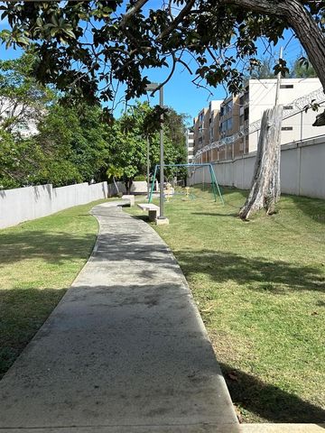 Cond. Torres del Escorial 4002 AVE. JOSE DE DIEGO 606, Carolina, PR 00984