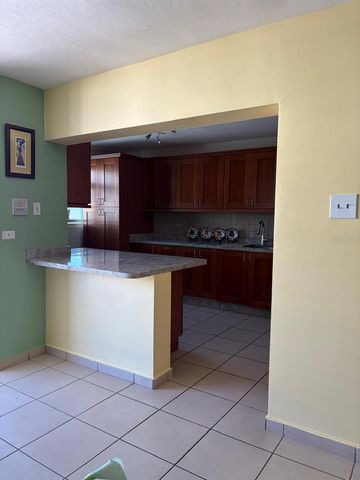 Cond. Torres del Escorial 4002 AVE. JOSE DE DIEGO 606, Carolina, PR 00984