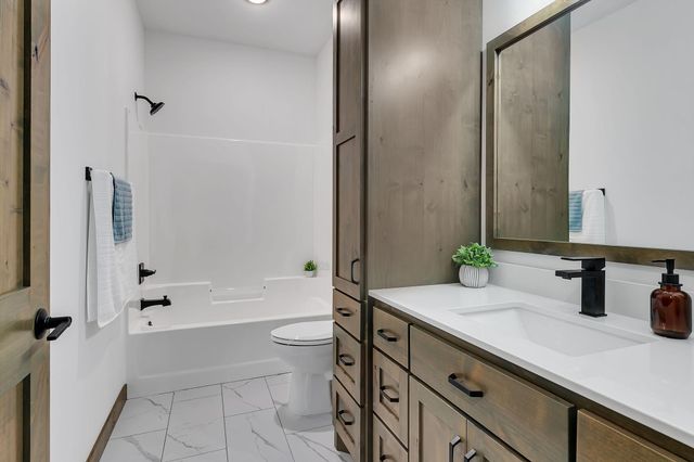 1303 Iris Lane, Saint Joseph, MN 56374