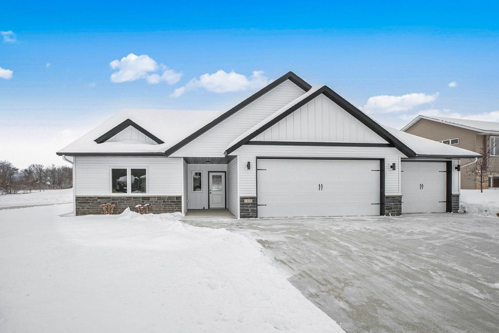 1303 Iris Lane, Saint Joseph, MN 56374