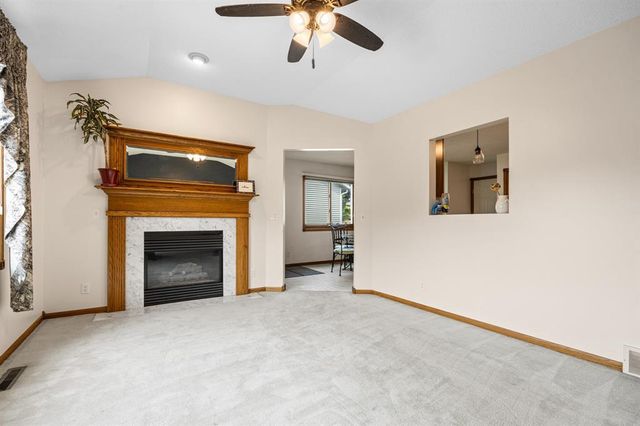 4414 Crest Court, Eau Claire, WI 54701