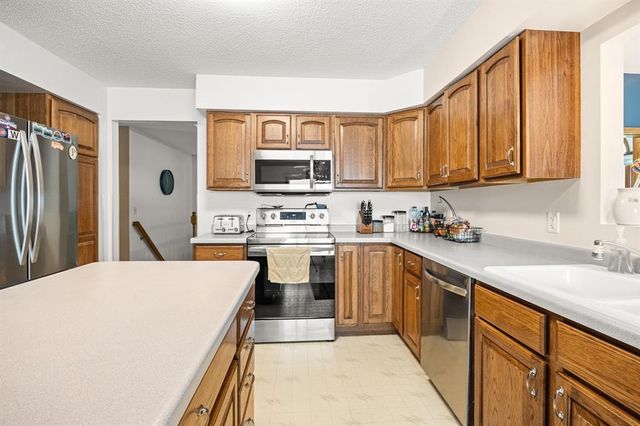 4414 Crest Court, Eau Claire, WI 54701