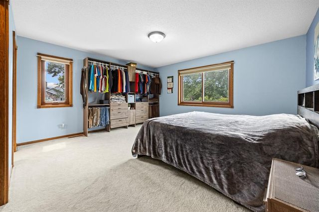 4414 Crest Court, Eau Claire, WI 54701