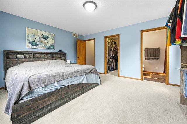 4414 Crest Court, Eau Claire, WI 54701
