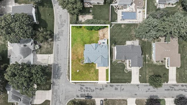 4414 Crest Court, Eau Claire, WI 54701