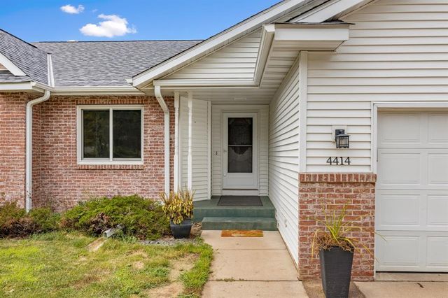4414 Crest Court, Eau Claire, WI 54701