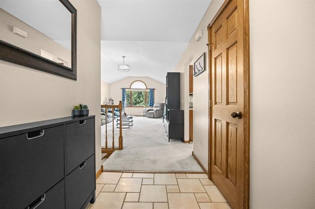 4414 Crest Court, Eau Claire, WI 54701