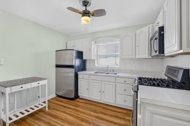 1547 W 10TH Street, Riviera Beach, FL 33404