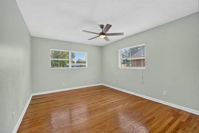 1547 W 10TH Street, Riviera Beach, FL 33404
