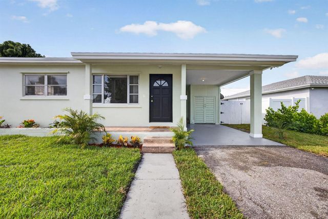 1547 W 10TH Street, Riviera Beach, FL 33404
