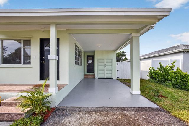 1547 W 10TH Street, Riviera Beach, FL 33404
