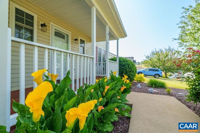 623 BULL RUN, Staunton, VA 24401