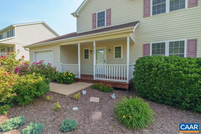 623 BULL RUN, Staunton, VA 24401