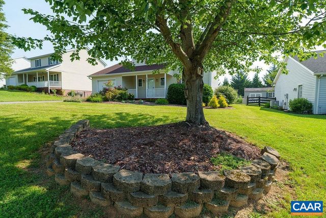 623 BULL RUN, Staunton, VA 24401