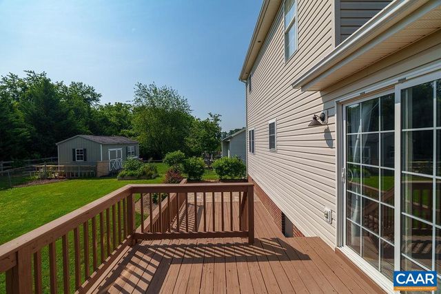 623 BULL RUN, Staunton, VA 24401