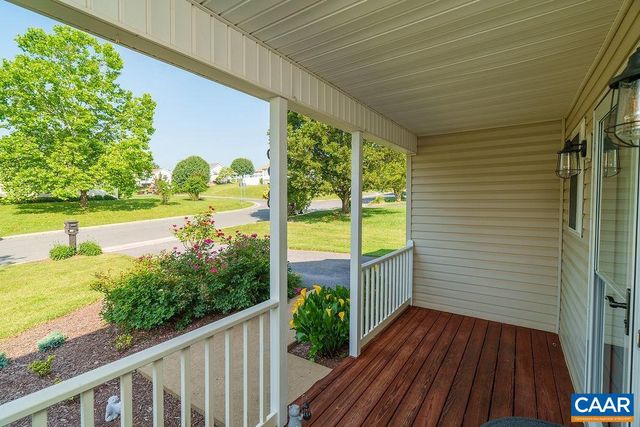 623 BULL RUN, Staunton, VA 24401