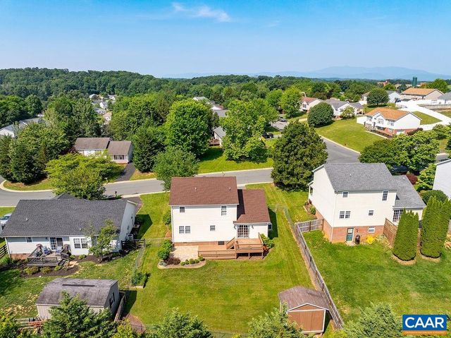 623 BULL RUN, Staunton, VA 24401