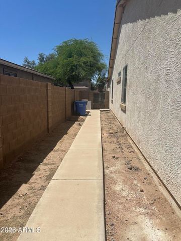 6858 W ST CHARLES Avenue, Laveen, AZ 85339