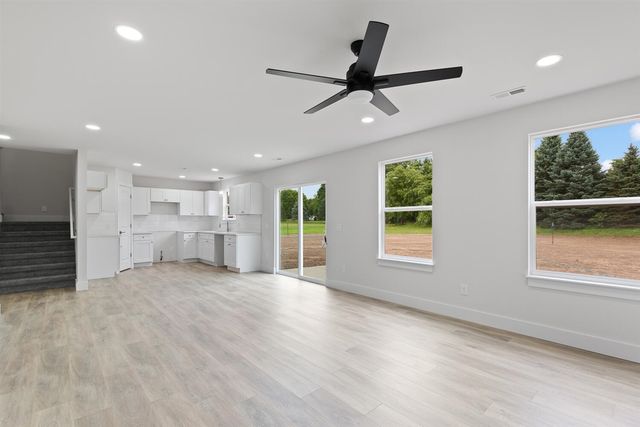 2515 Clinton Way, Jackson, MI 49201