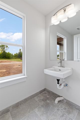 2515 Clinton Way, Jackson, MI 49201