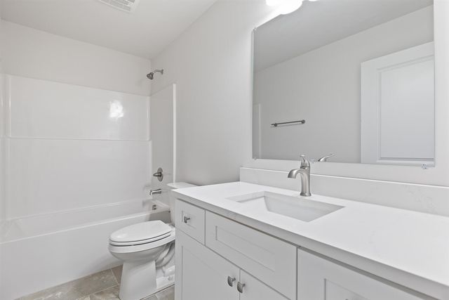 2515 Clinton Way, Jackson, MI 49201