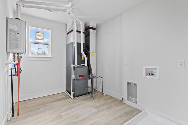 2515 Clinton Way, Jackson, MI 49201