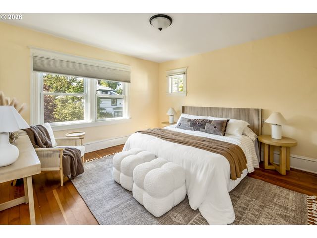 1517 Se SALMON St, Portland, OR 97214