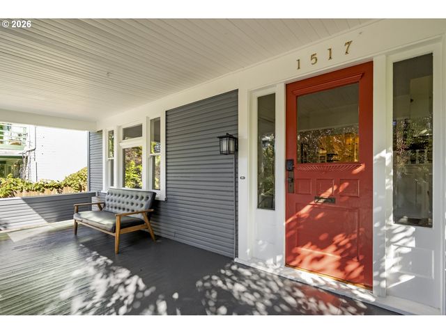 1517 Se SALMON St, Portland, OR 97214