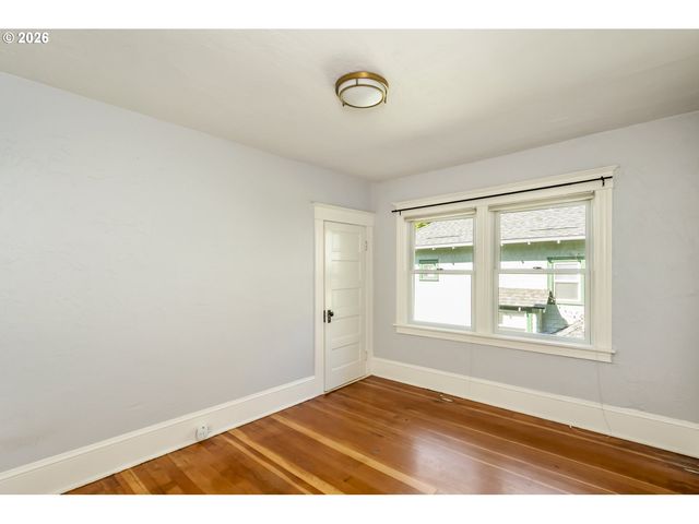 1517 Se SALMON St, Portland, OR 97214