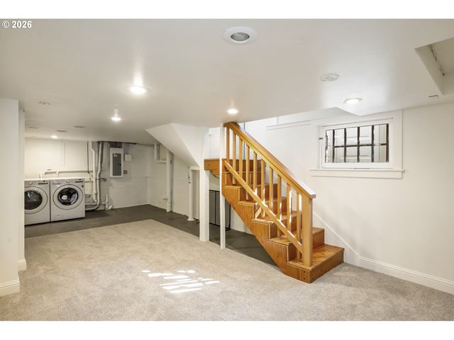 1517 Se SALMON St, Portland, OR 97214