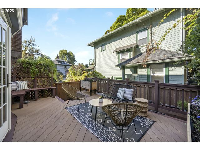 1517 Se SALMON St, Portland, OR 97214