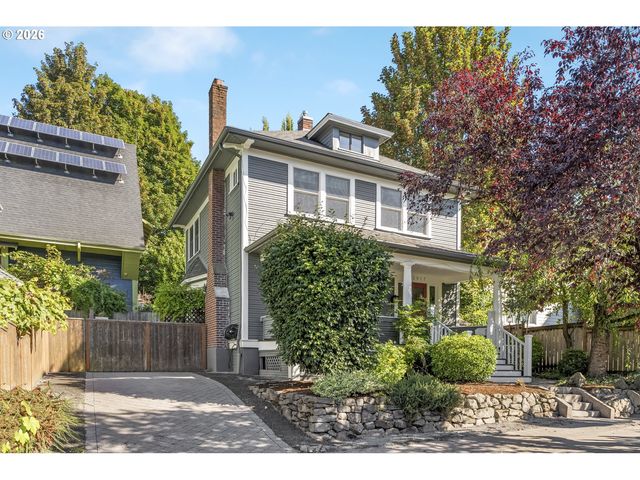 1517 Se SALMON St, Portland, OR 97214