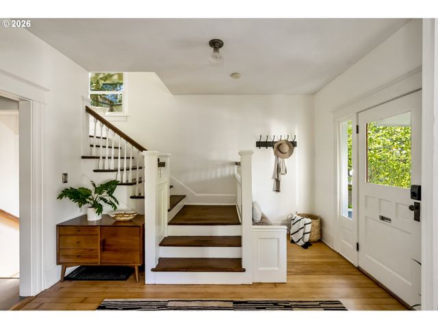 1517 Se SALMON St, Portland, OR 97214