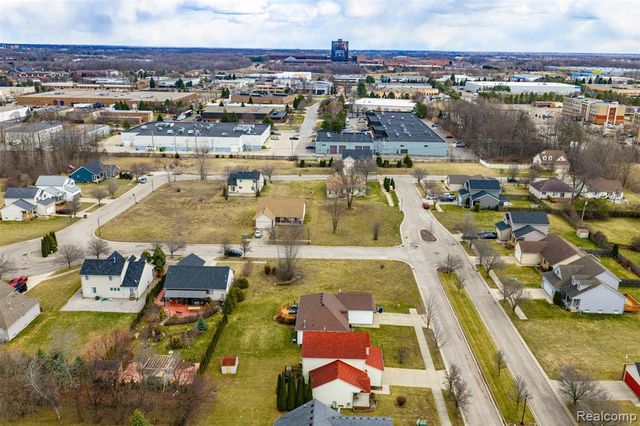 590 Jared Drive, Pontiac, MI 48342