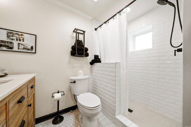 190 Riverview Way, Hot Springs, AR 71901