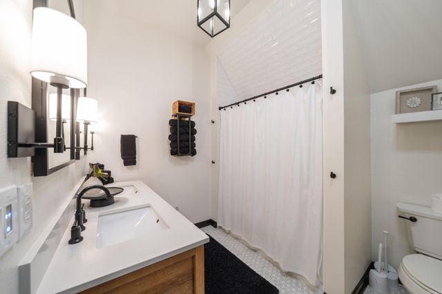 190 Riverview Way, Hot Springs, AR 71901