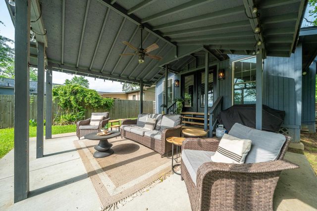 190 Riverview Way, Hot Springs, AR 71901
