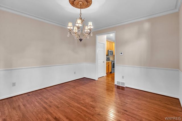 9651 Deerview Lane, Clarence, NY 14032