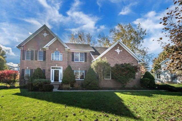 9651 Deerview Lane, Clarence, NY 14032