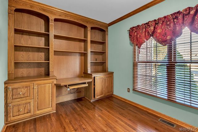9651 Deerview Lane, Clarence, NY 14032