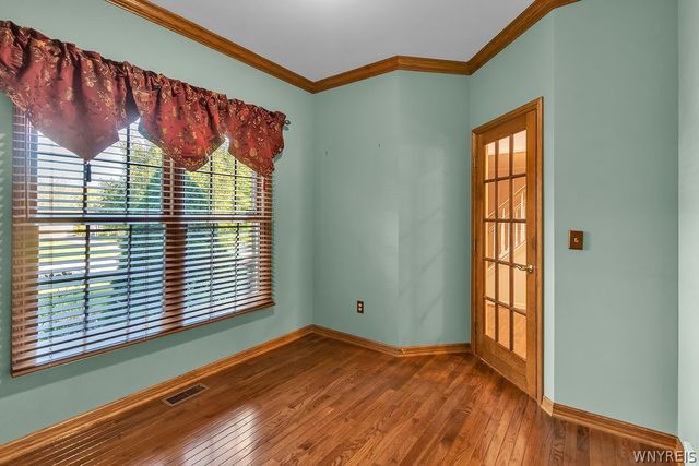 9651 Deerview Lane, Clarence, NY 14032