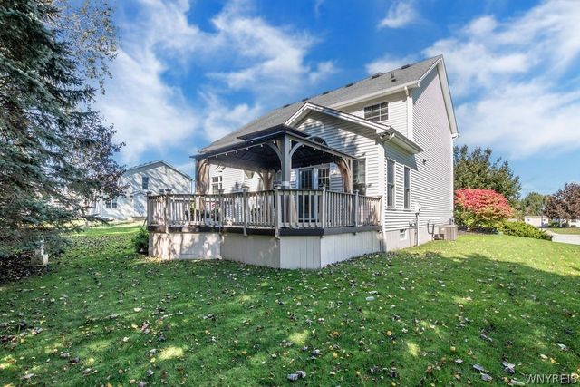 9651 Deerview Lane, Clarence, NY 14032