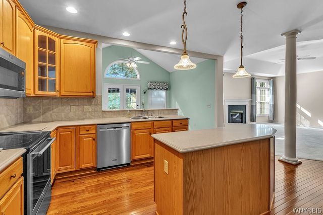 9651 Deerview Lane, Clarence, NY 14032