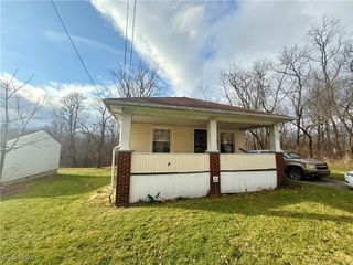 332 Lansdowne, Youngstown, OH 44506