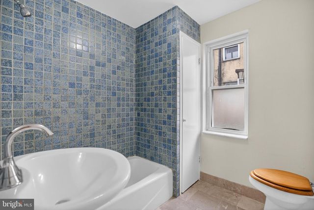 928 ANNIN ST, Philadelphia, PA 19147