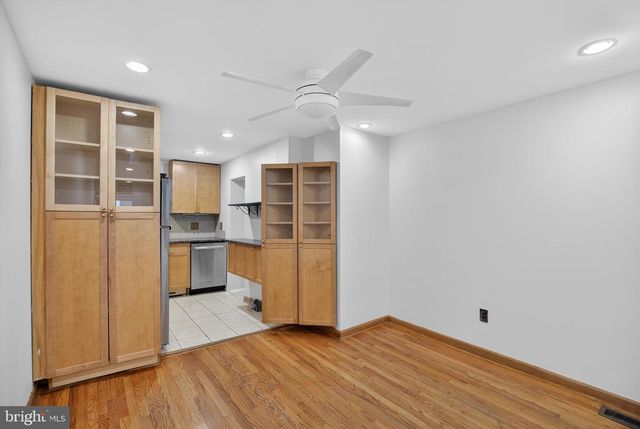 928 ANNIN ST, Philadelphia, PA 19147