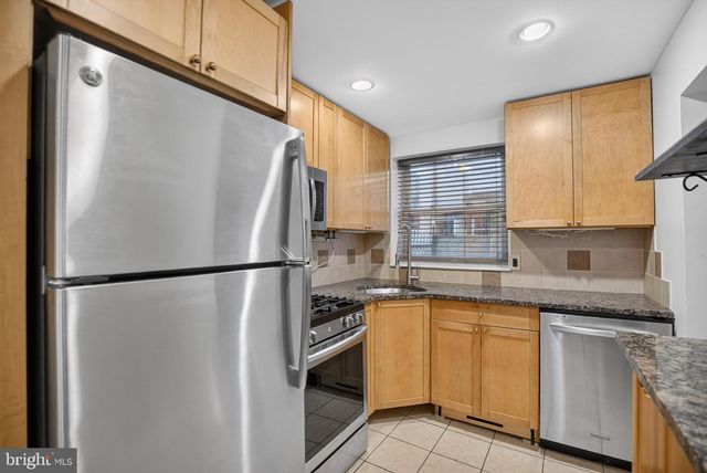 928 ANNIN ST, Philadelphia, PA 19147