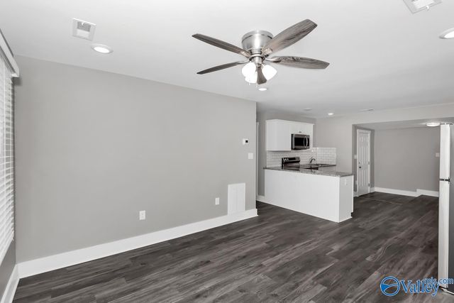 908 Fairway Drive NW, Huntsville, AL 35816