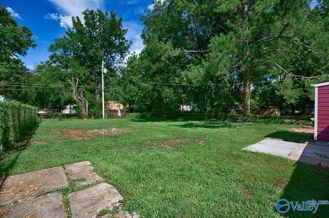 908 Fairway Drive NW, Huntsville, AL 35816