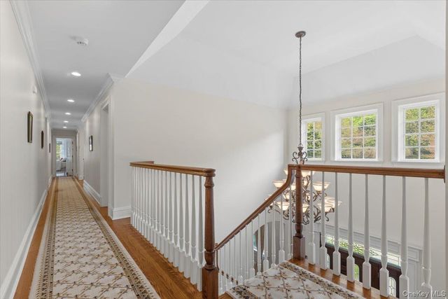 16 Austin Place, Briarcliff Manor, NY 10510